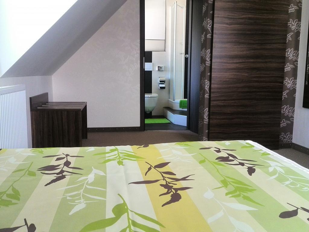 Pension Seiboldsmuehle Heideck Room photo